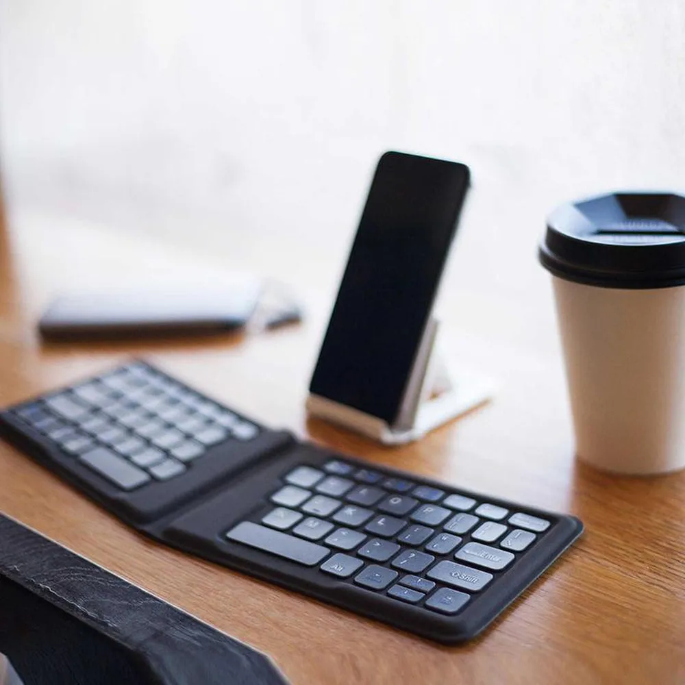 [OPEN BOX] KANEX MultiSync Foldable Travel Mini Keyboard - Sync 4 Devices